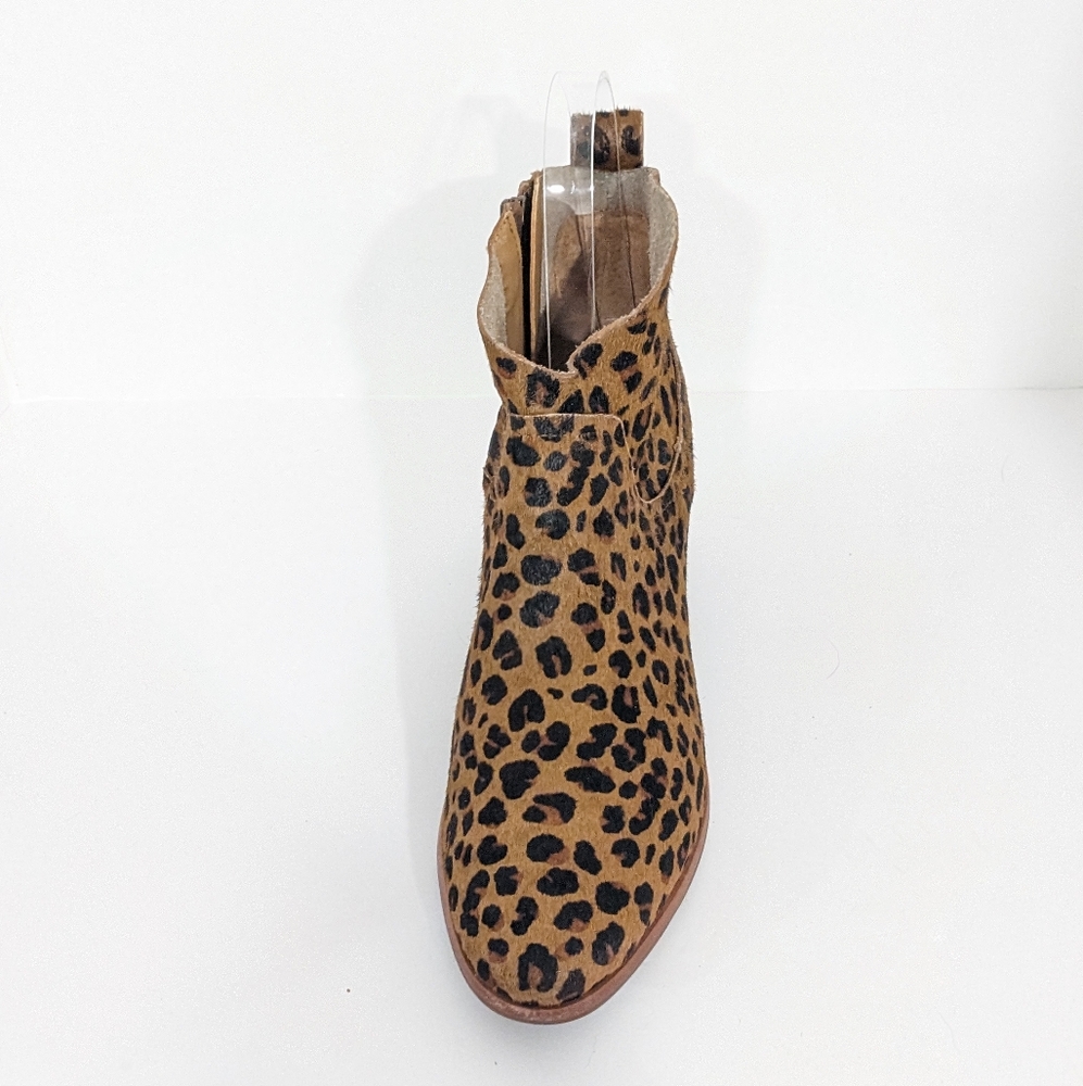 UGG Kingsburg Leopard Boots - Picture 3 of 16